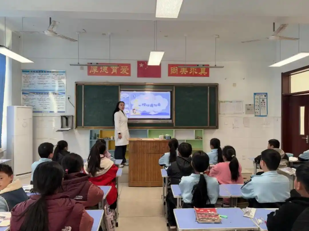 阳信县洋湖乡卫生院开展青少年心理健康宣讲进校园活动